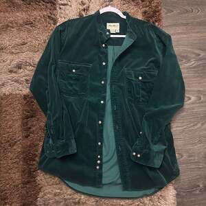 EDDIE BAUER FINE WALE CORDUROY WORK SHIRT
LATE 1980S - EARLY 1990S